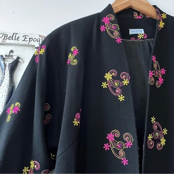 Vintage Black Japanese Haori Pink And Yellow Floral Embroidered Boho Duster - Picture 5 of 12